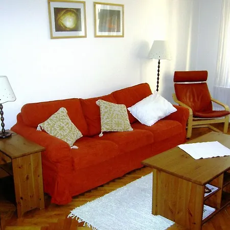 Apartments Vezenska Prague Room photo