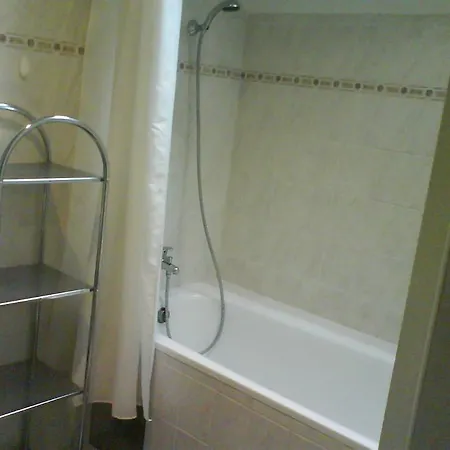 Apartments Vezenska Prague Room photo