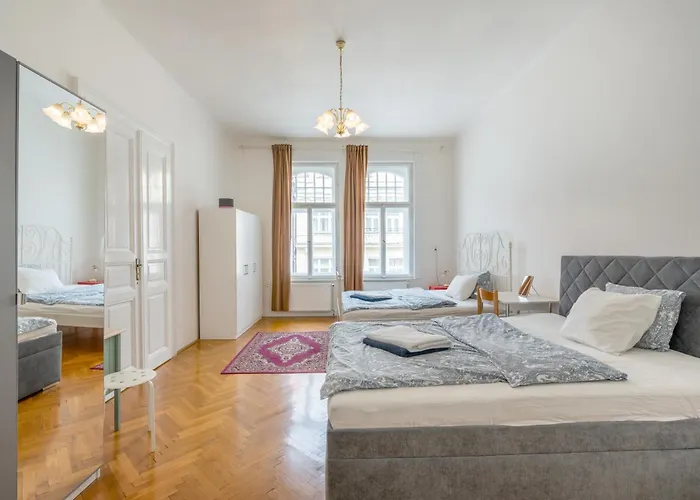Apartments Vezenska