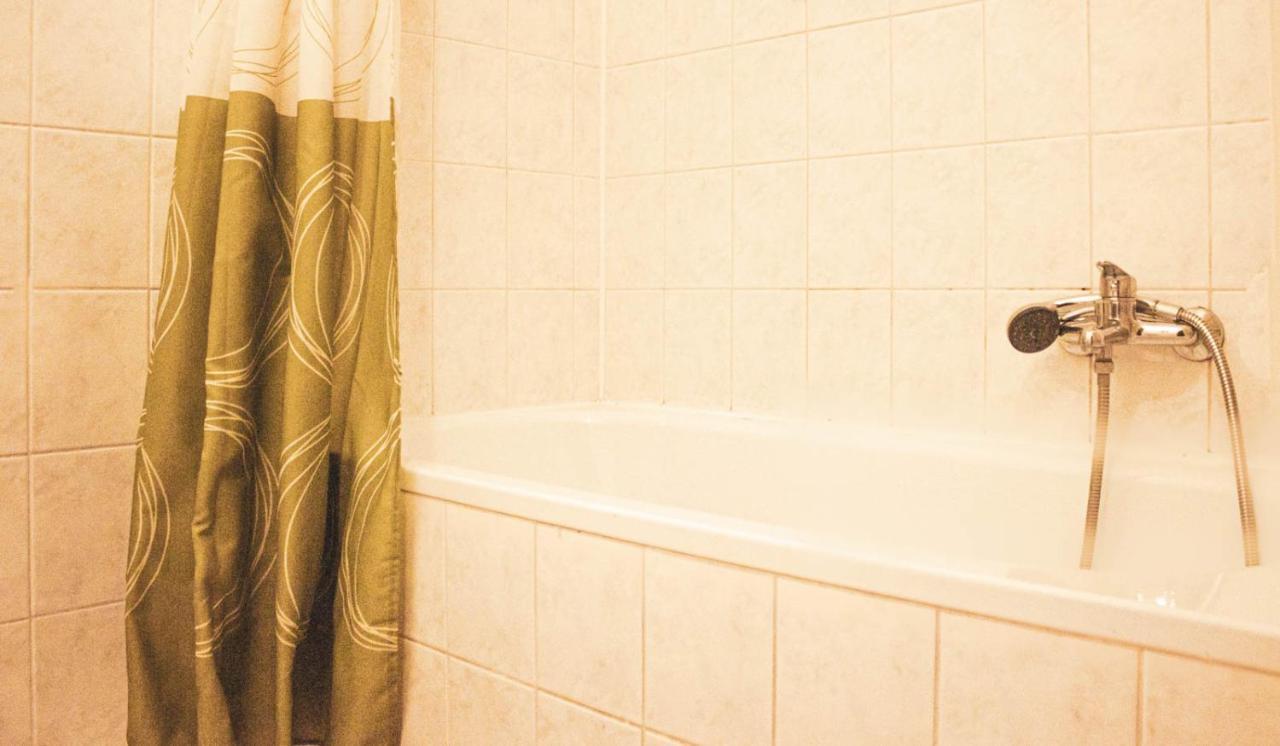 Vezenska Apartamento *